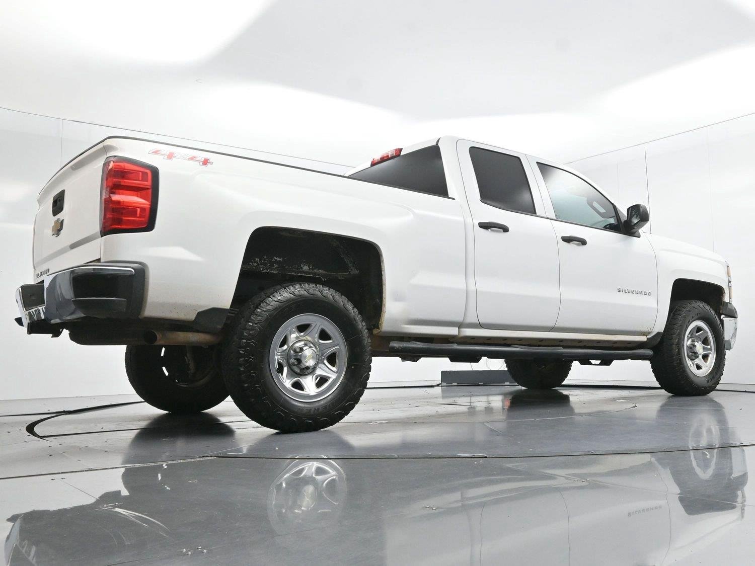 Used 2014 Summit White Chevrolet Work Truck image 44