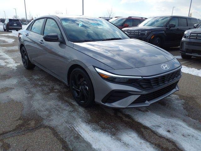 New 2026 Fluid Metal Hyundai SEL Sport image 4