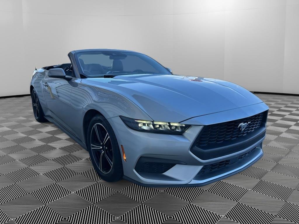 Used 2025 Iconic Silver Metallic Ford EcoBoost Premium image 3