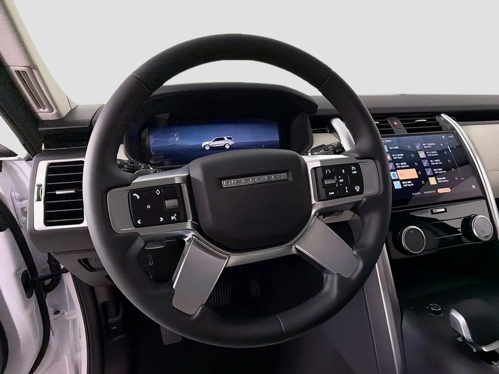 New 2026 Fuji White Land Rover S image 11