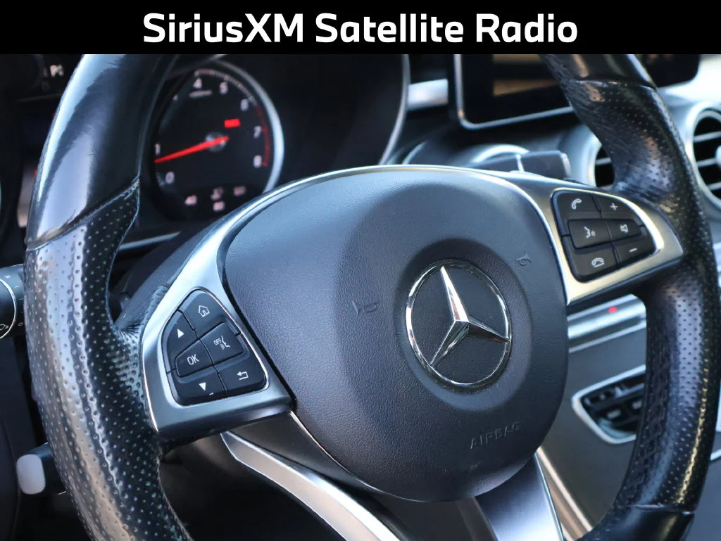 Used 2016  Mercedes-Benz C 300 image 6
