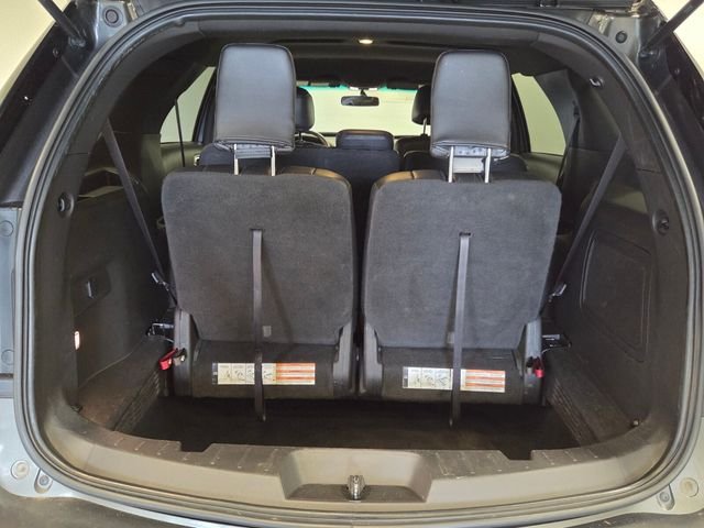 Used 2015  Ford Limited image 15