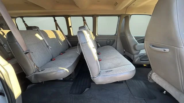 Used 2024 Summit White Chevrolet 1LT image 38