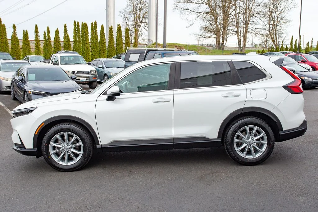 Certified Used 2024 Platinum White Pearl Honda AWD EX image 8