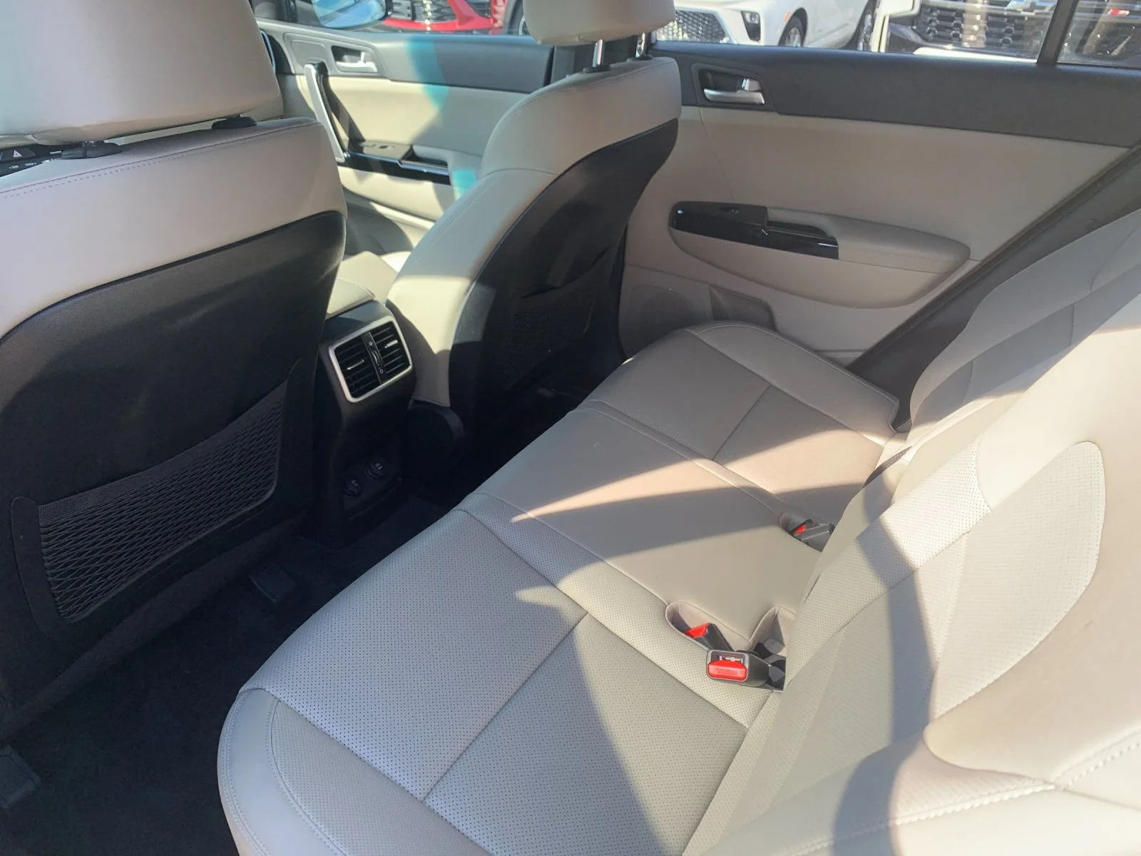 Used 2022 White Kia Nightfall Edition image 13