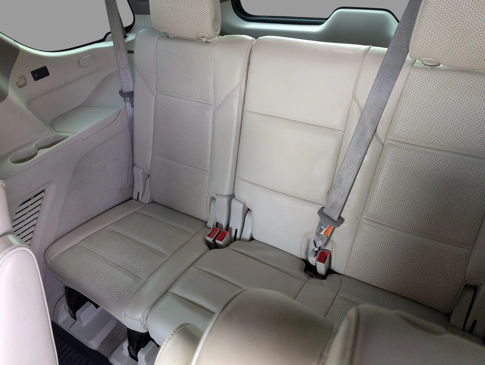 Used 2021 CRYSTAL WHITE TRICOAT Cadillac Premium Luxury Platinum image 36