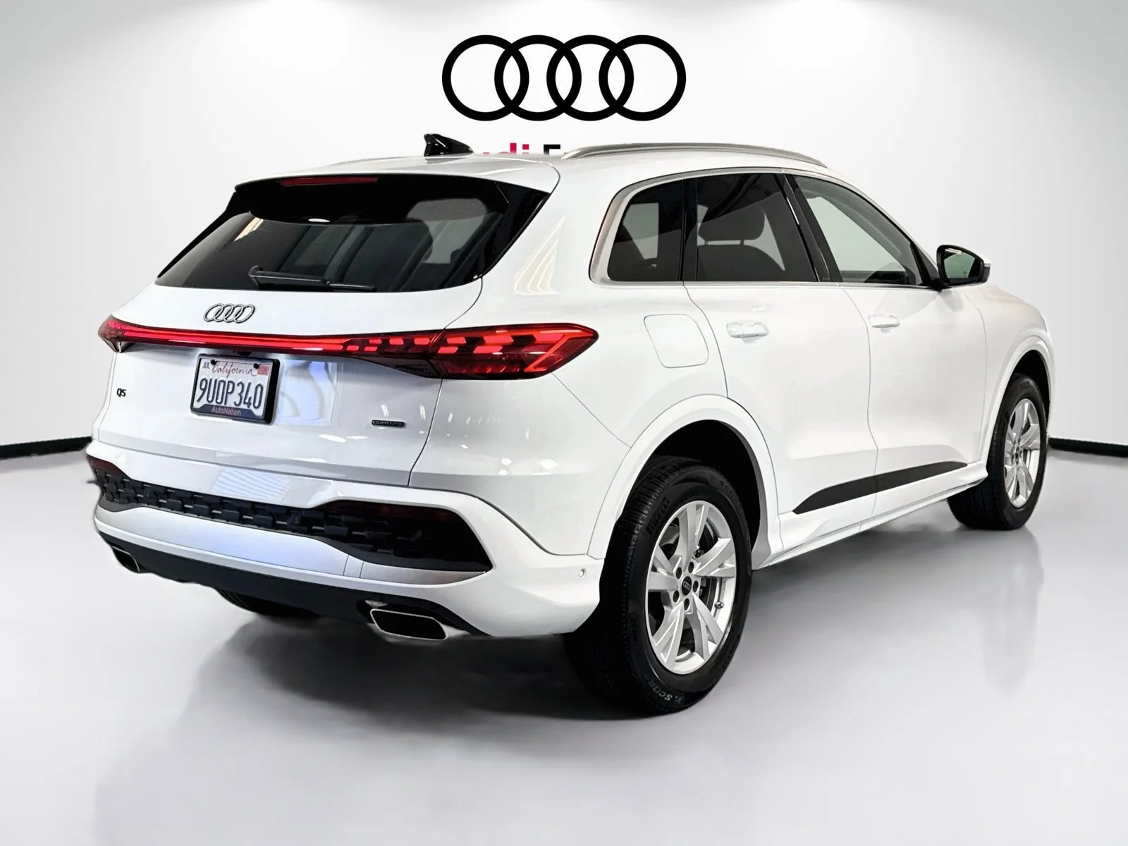 Used 2025 Arkona White Audi Premium image 5