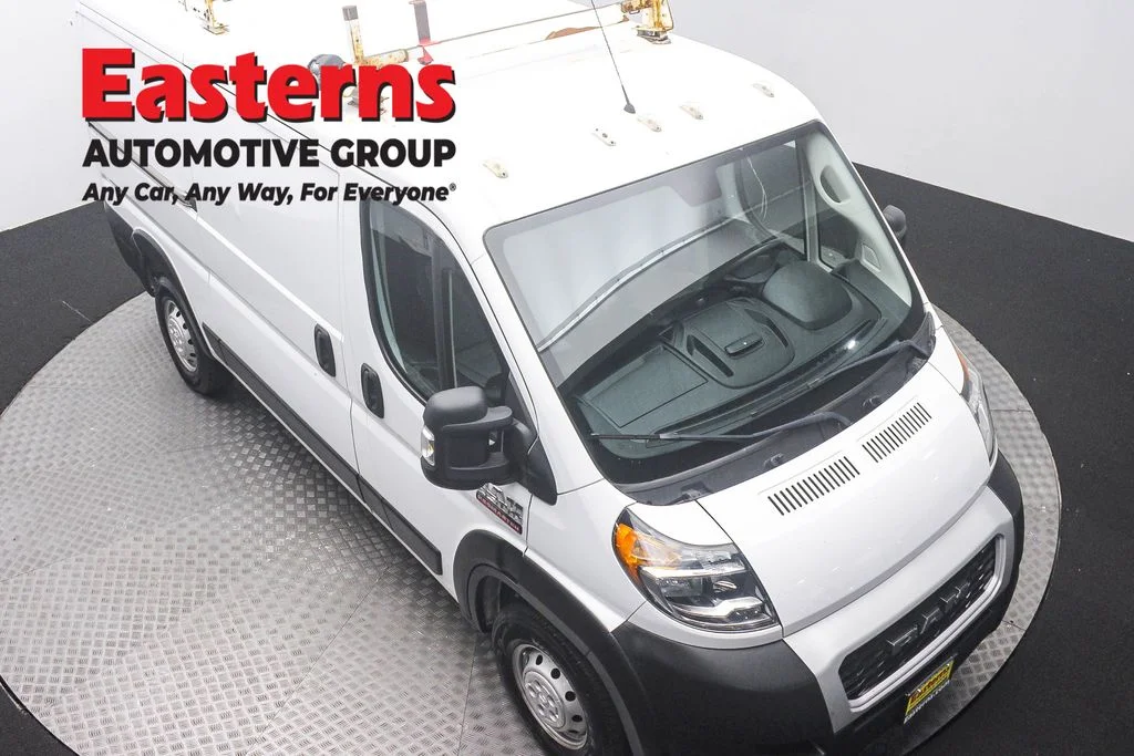 Used 2021 White Ram Base image 3