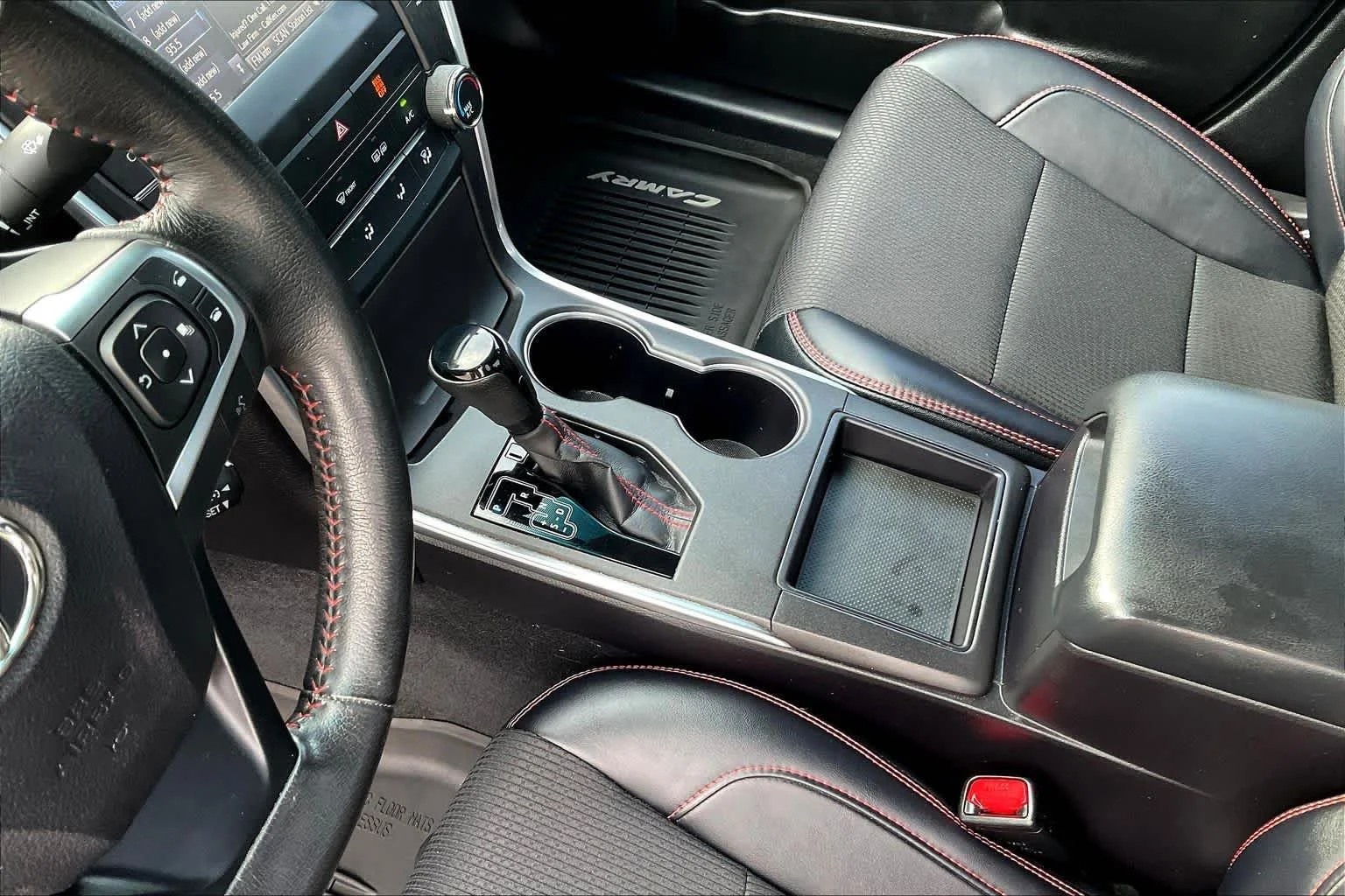 Used 2016 Celestial Silver Metallic Toyota SE image 15