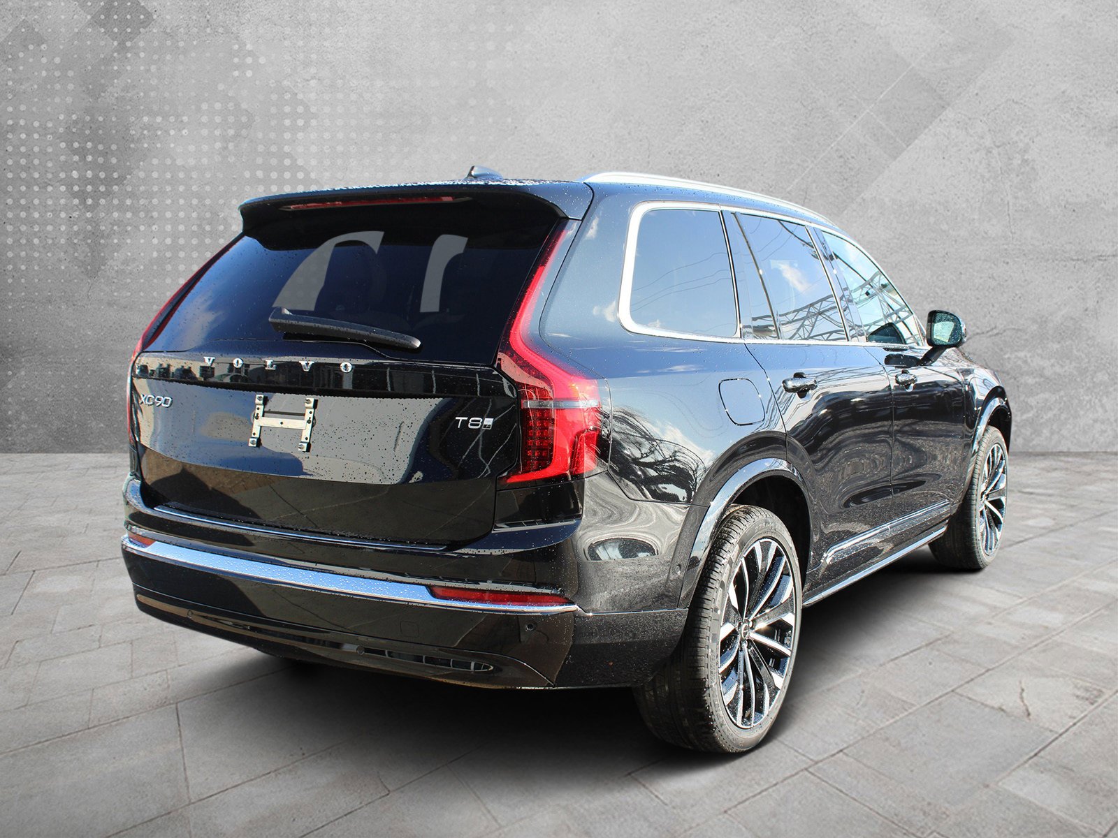 New 2026 Onyx Black Metallic Volvo Plus image 6
