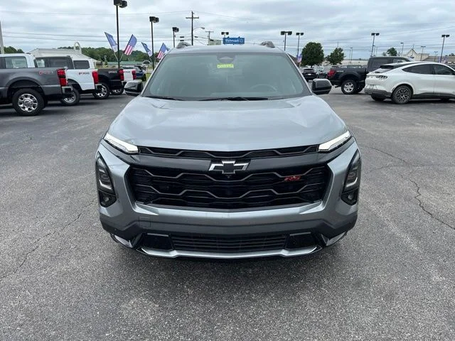 Used 2025 Gray Chevrolet RS image 2