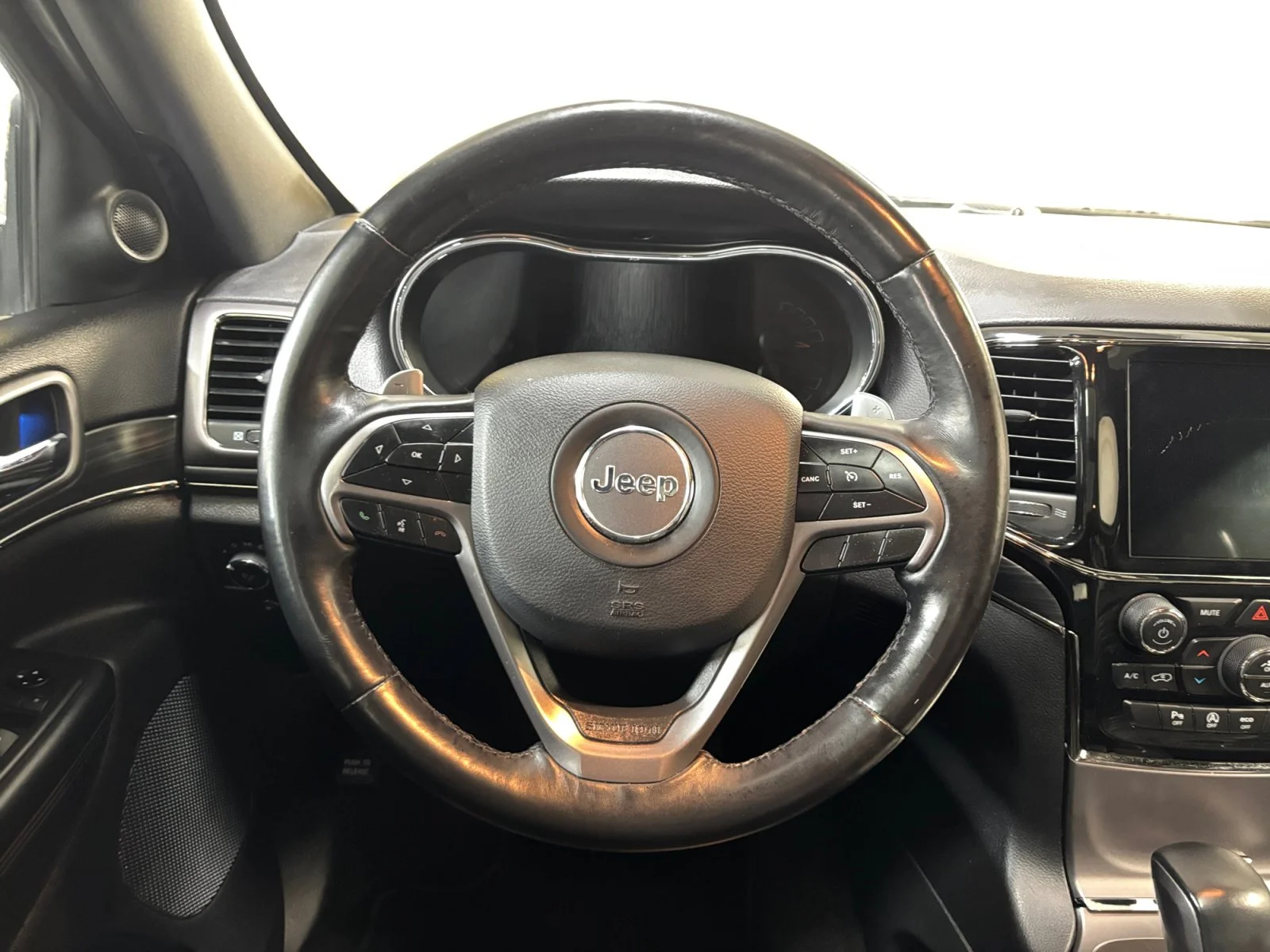 Used 2019 Blue Jeep Limited X image 13