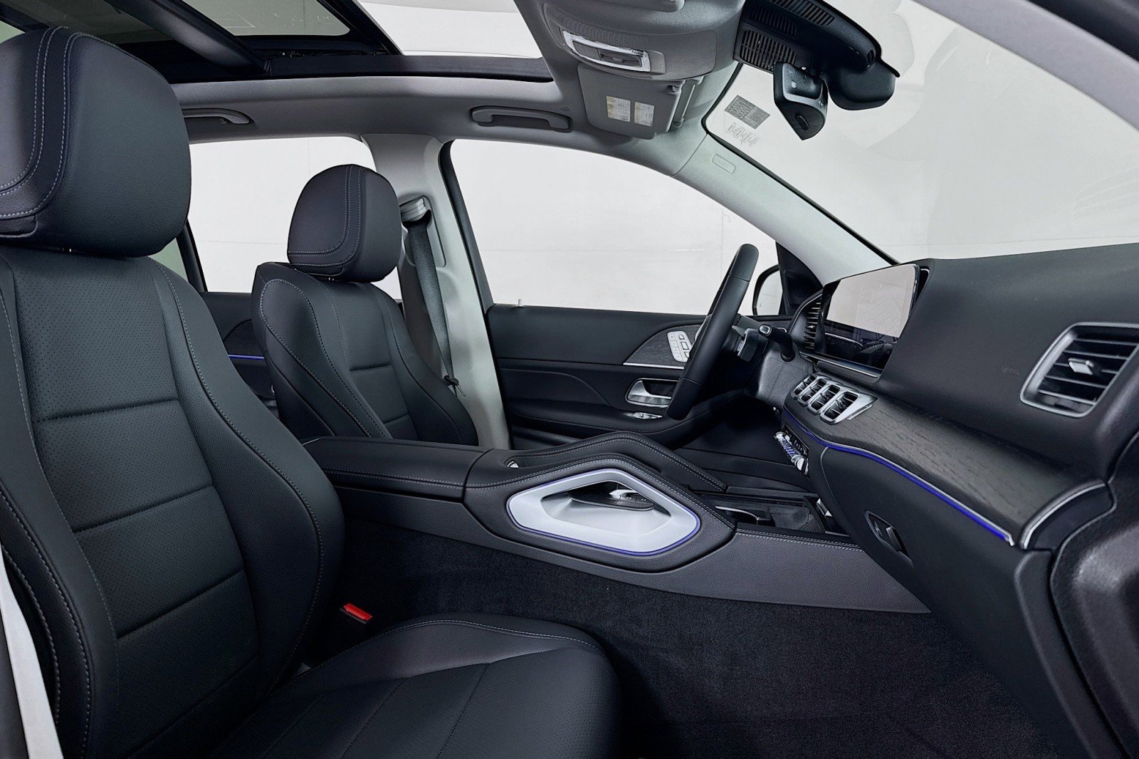 New 2026 Black Mercedes-Benz GLE 350 4MATIC® SUV image 6