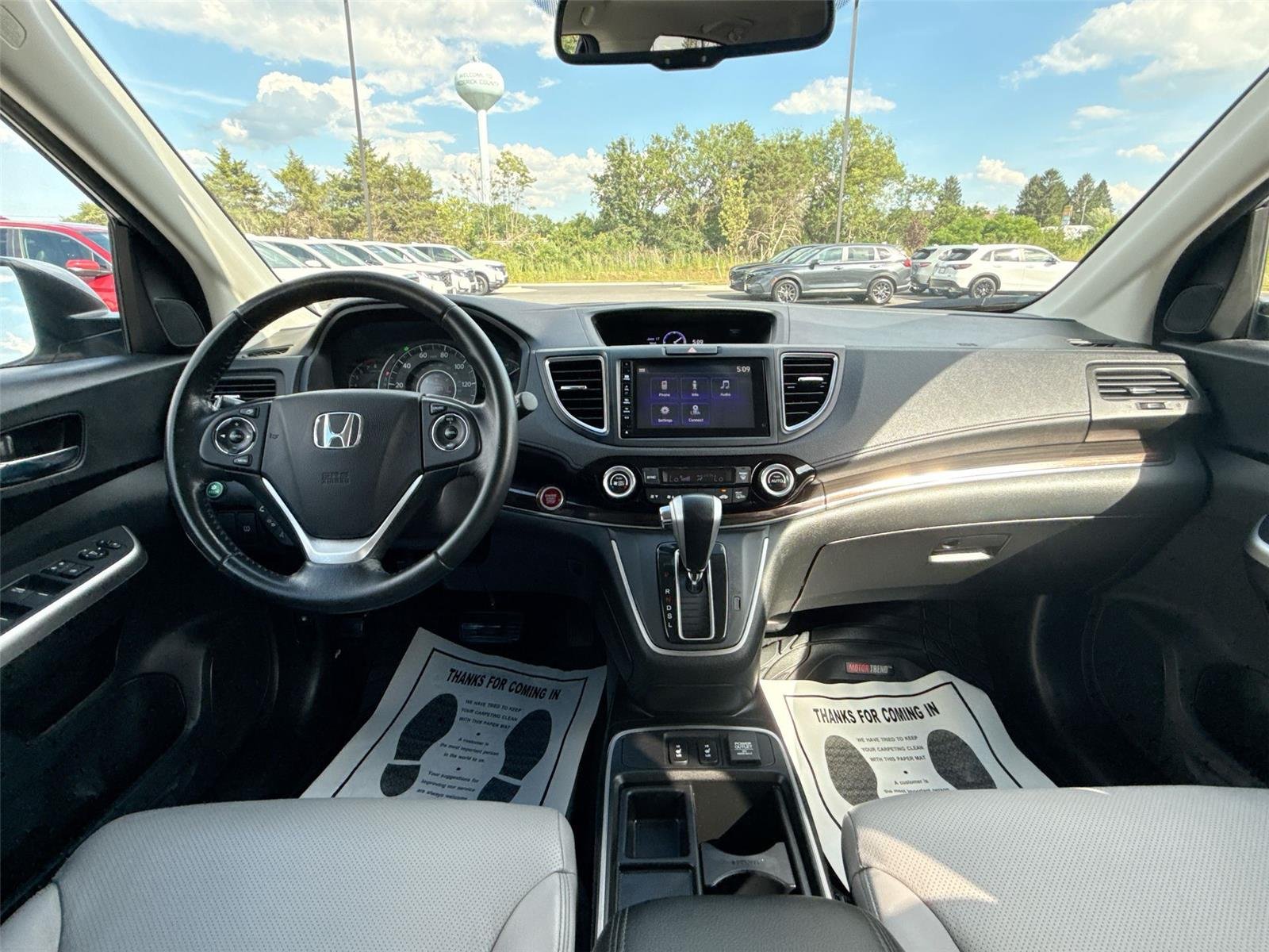 Used 2015 Alabaster Silver Metallic Honda EX-L image 24