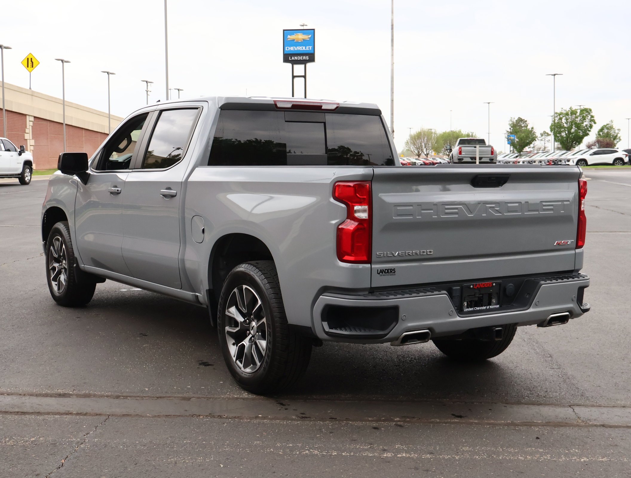 2024 Chevrolet Silverado 1500 RST - Photo 7