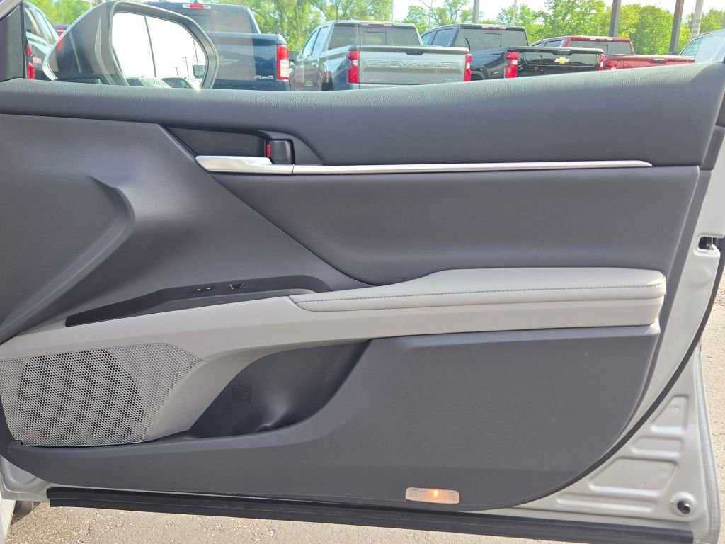Used 2024 Silver Toyota Hybrid XLE image 8