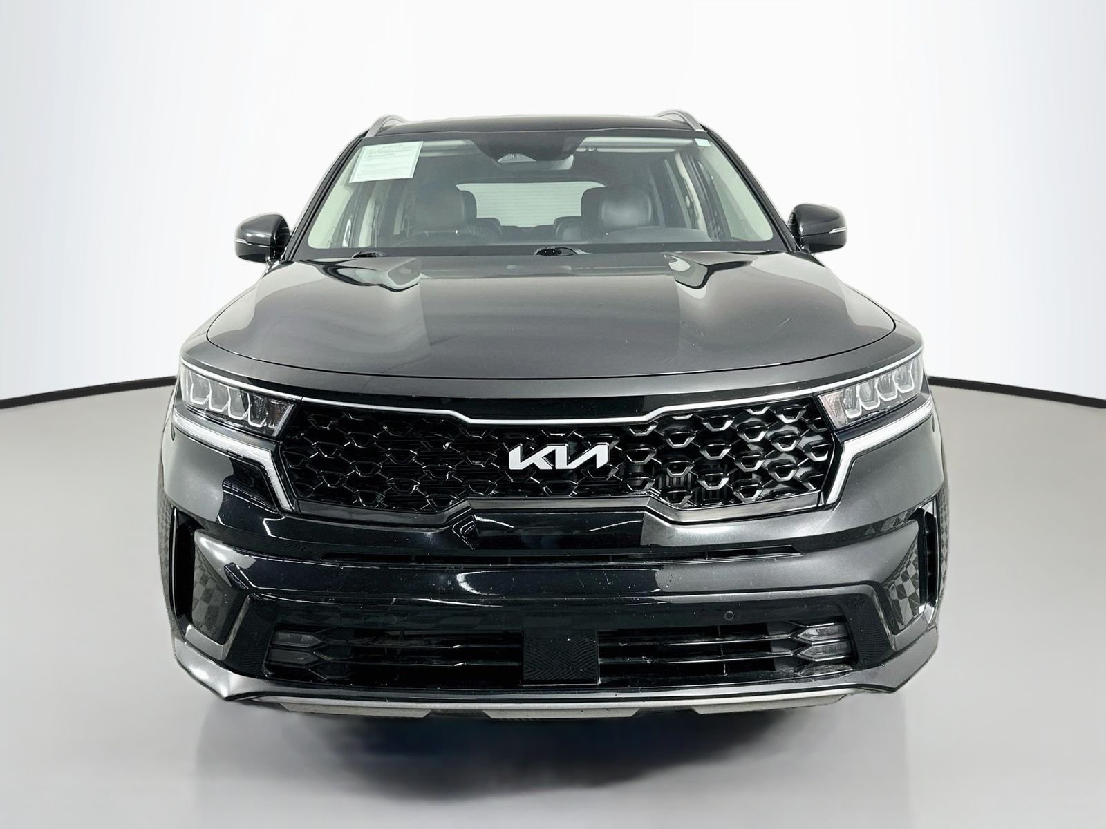 Used 2023 Aurora Black Kia EX image 2
