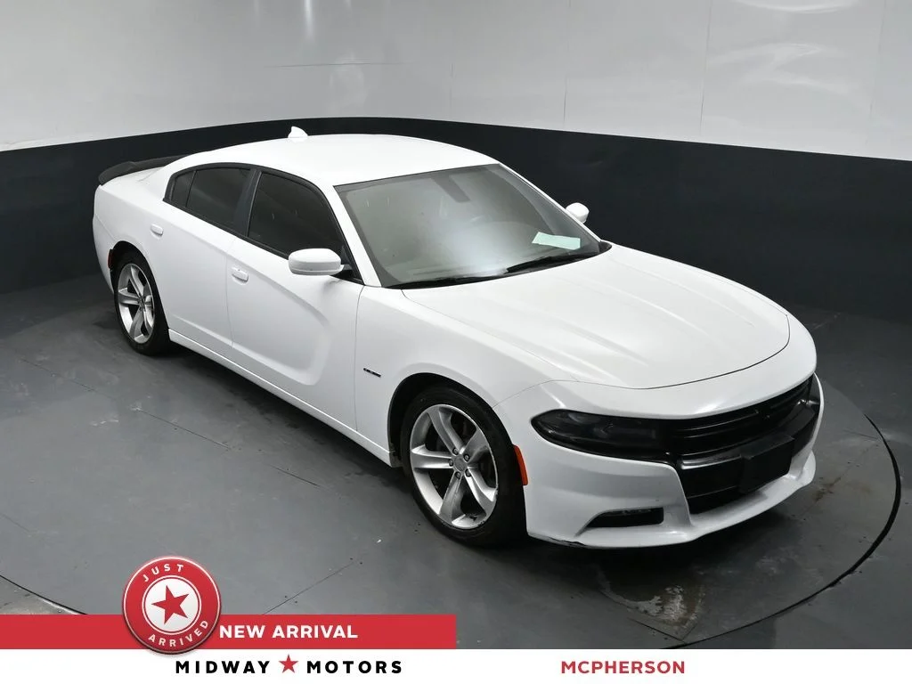 2016 Dodge Charger R/T's photo