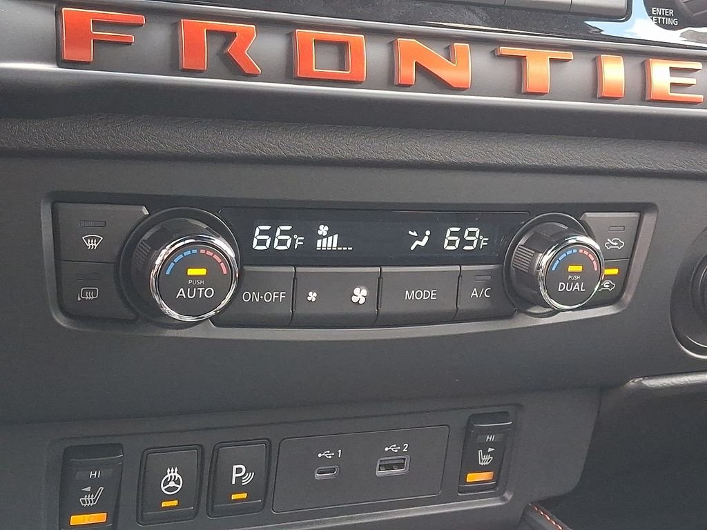 2026 Nissan Frontier — photo 10