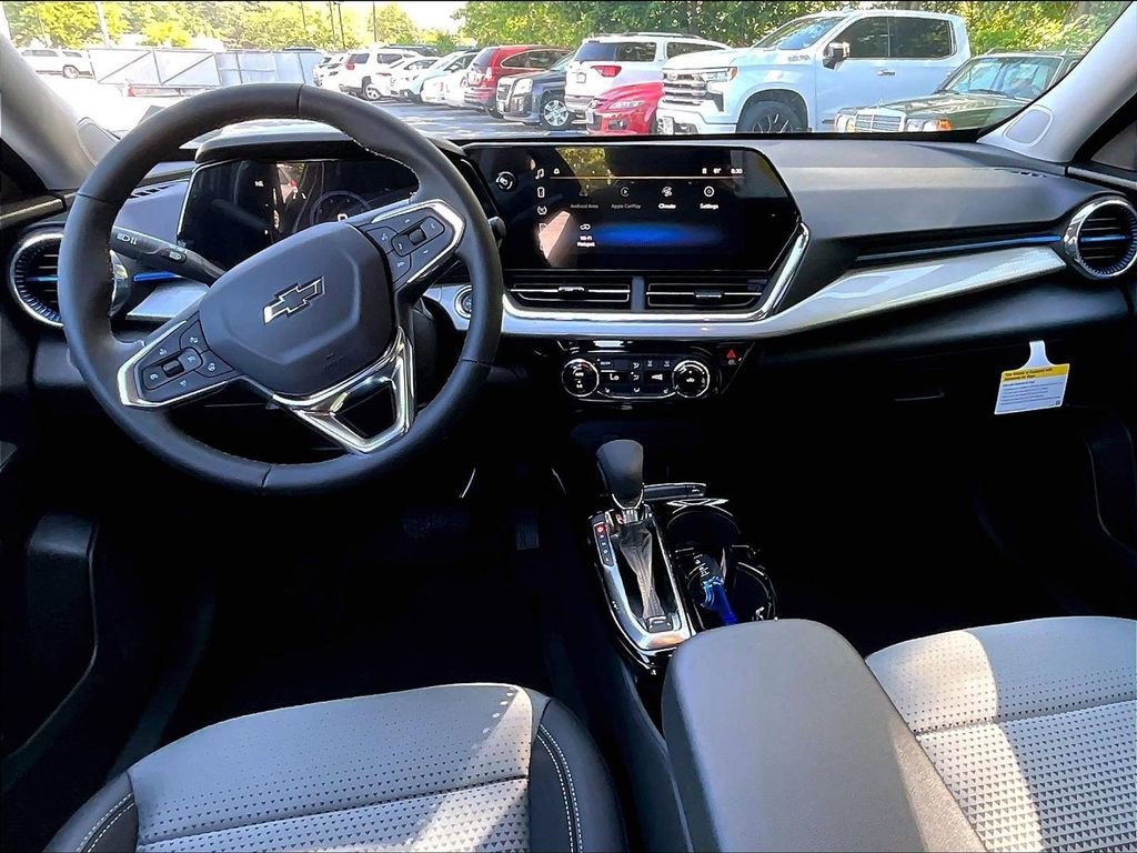 2026 Chevrolet Trax — photo 12