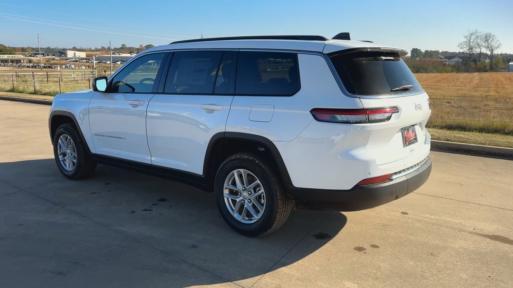 New 2025 Bright White Clearcoat Jeep Laredo image 7