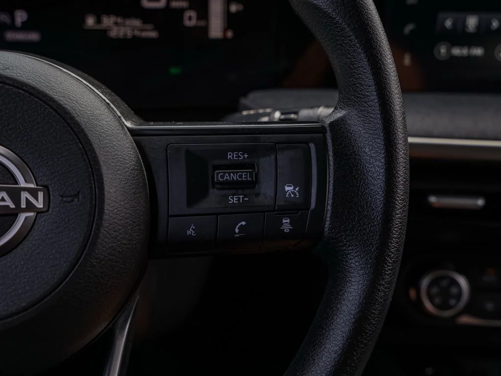 Used 2025 Gray Nissan SV image 26