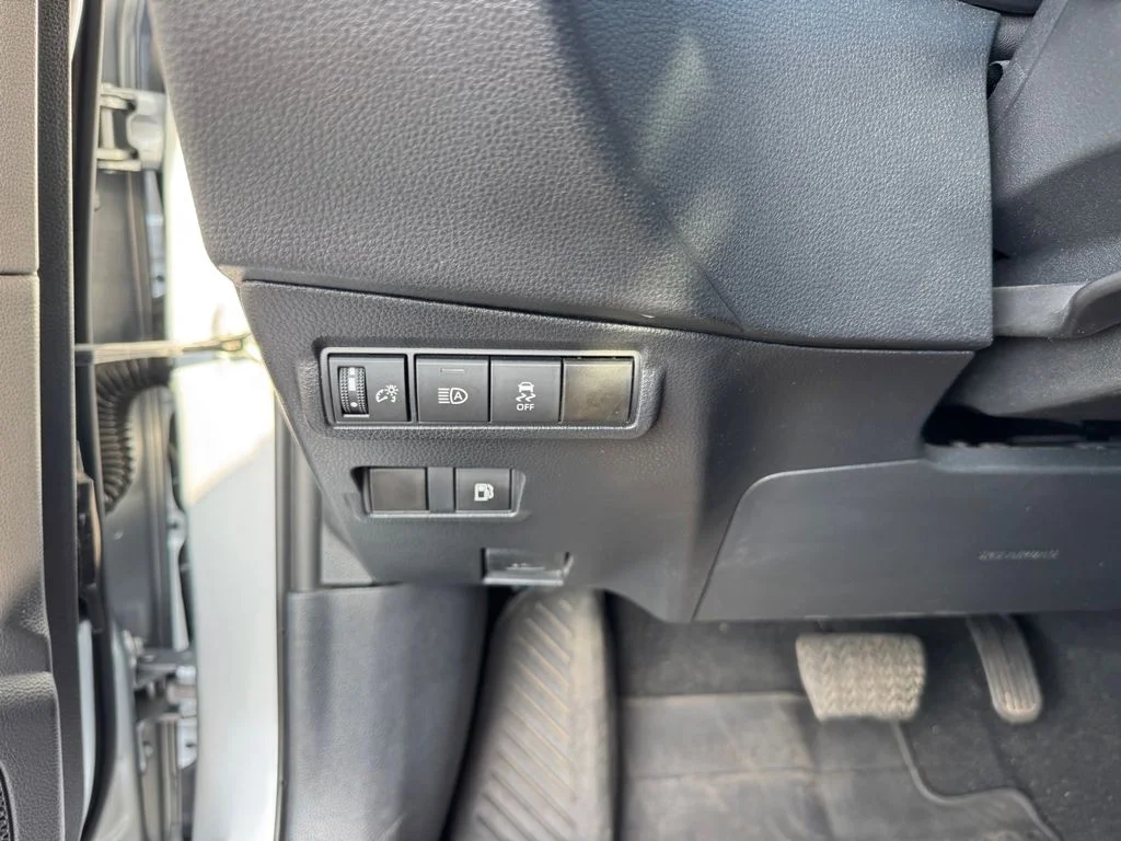 Used 2024 Silver Toyota Hybrid SE image 22
