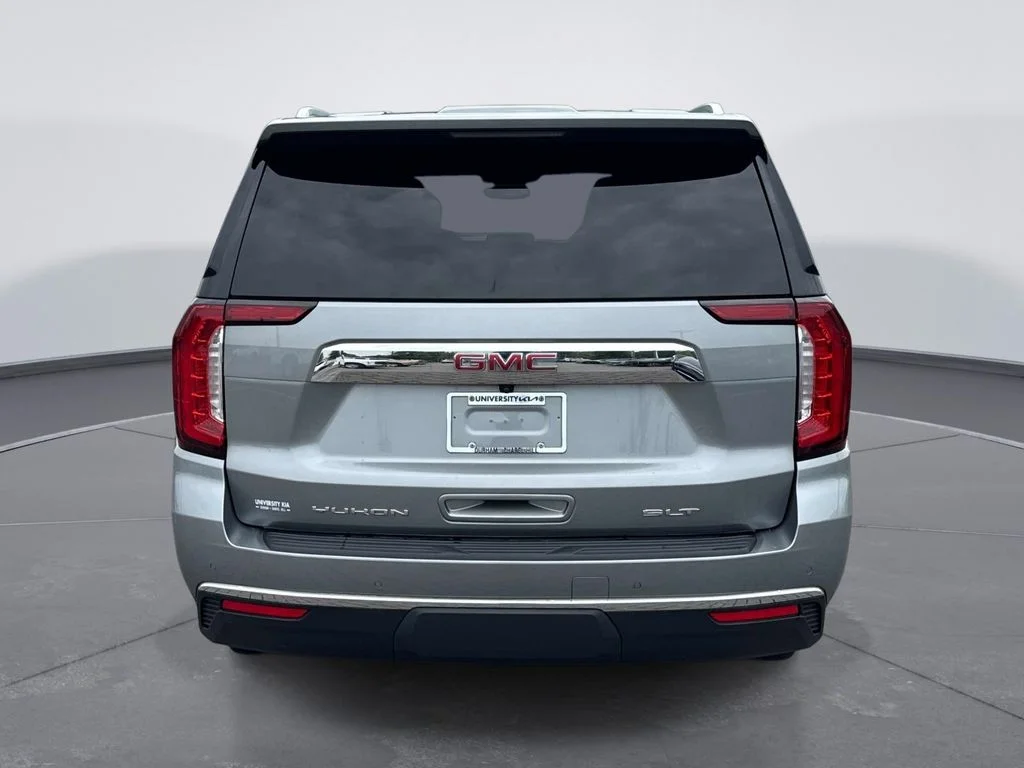 Used 2023 Silver GMC SLT image 6