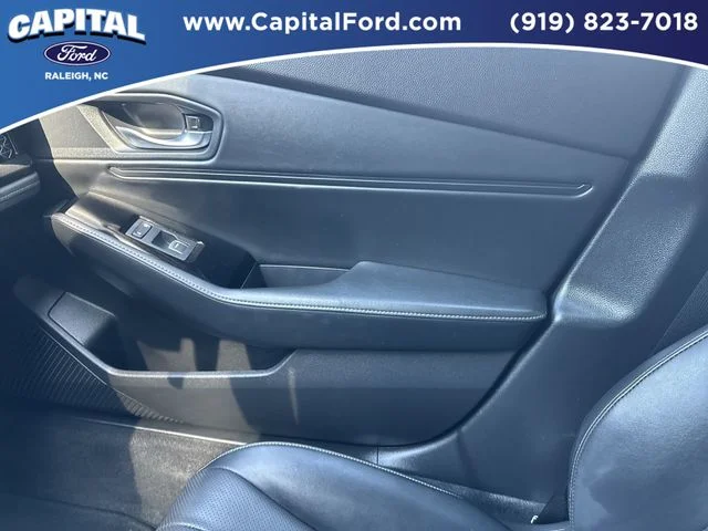 Used 2023 White Honda Touring image 29