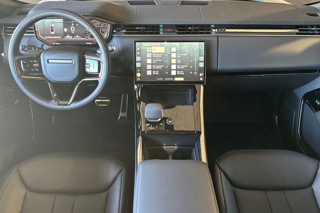New 2026 Borasco Grey Land Rover Dynamic SE image 12