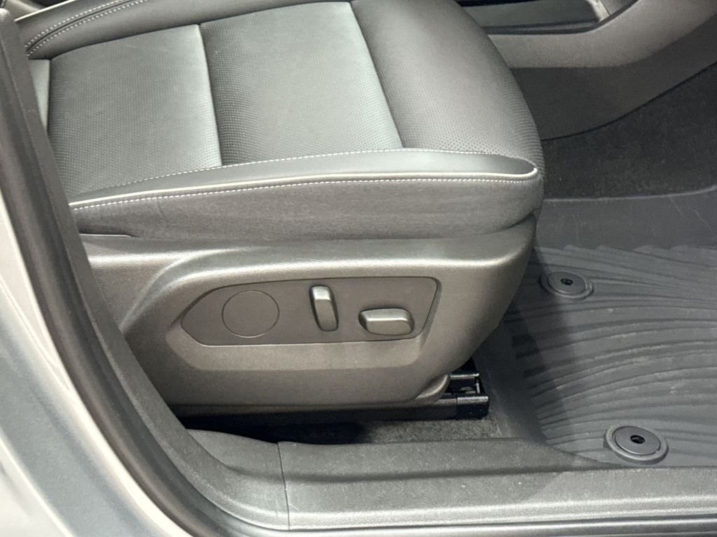 Used 2023 Gray Metallic Buick Essence image 32