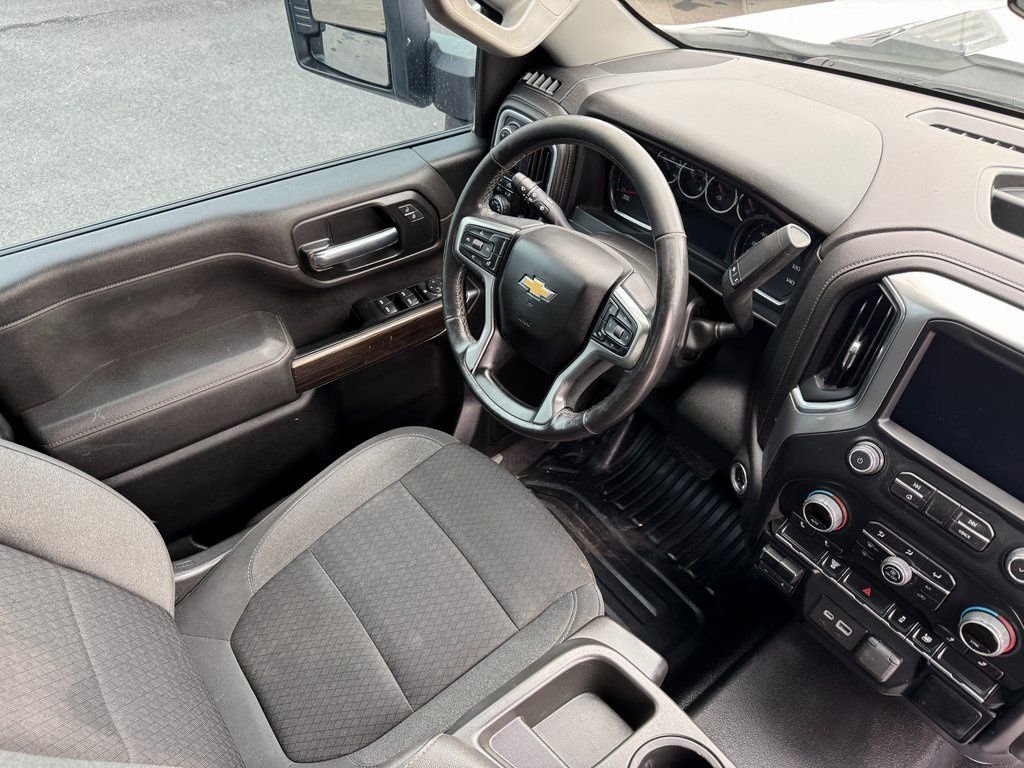 2022 Chevrolet Silverado 3500HD LT - Photo 30