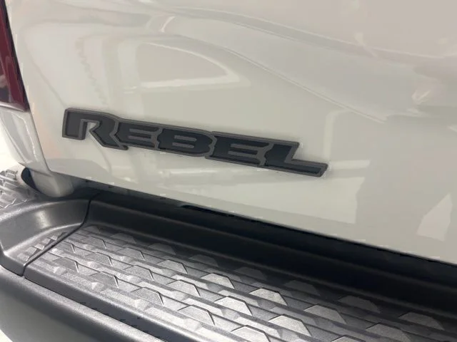 2025 RAM 2500 Rebel - Photo 32