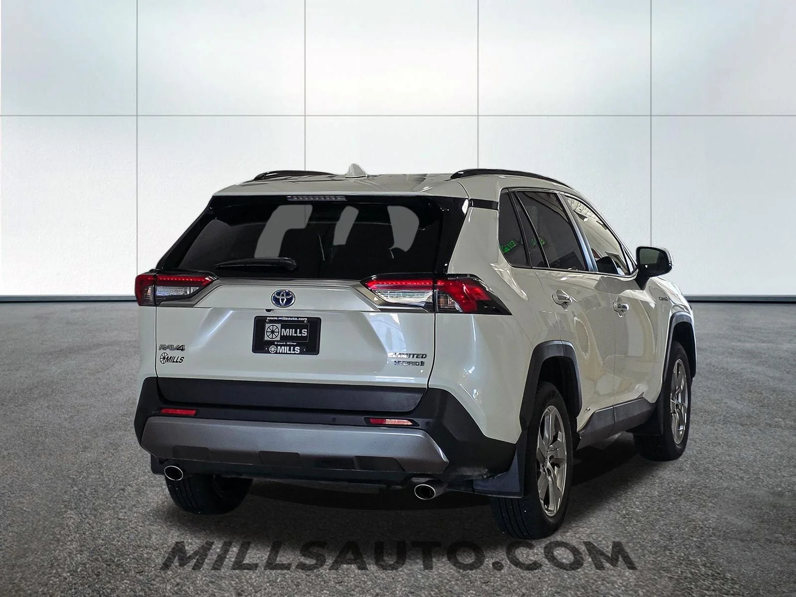Used 2021 White Toyota Limited image 7