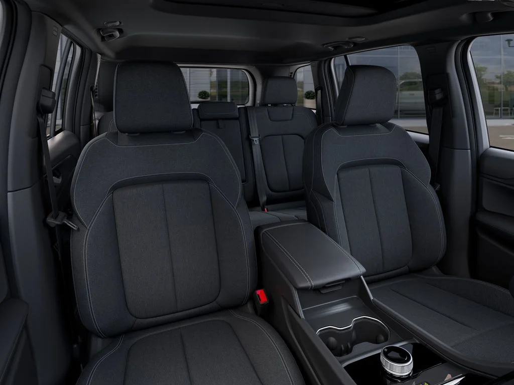 2025 Jeep Grand Cherokee Laredo - Photo 17