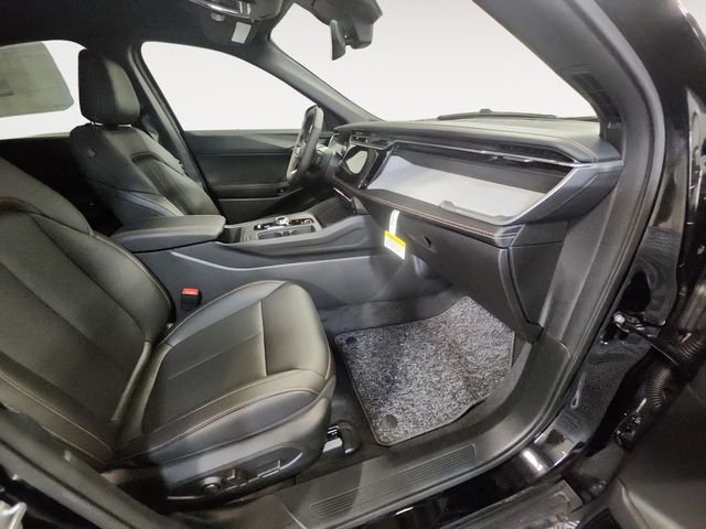 New 2026 Black Jeep  image 15