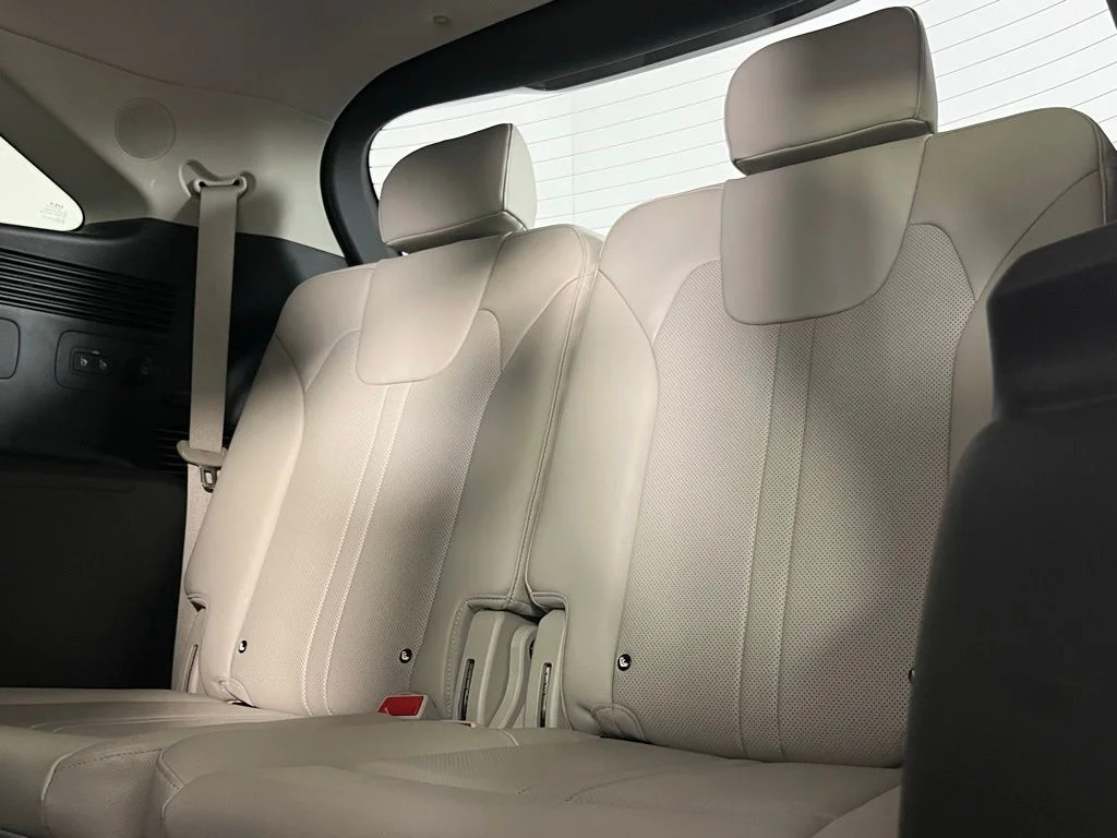 Used 2023 Black Kia SX Prestige image 27