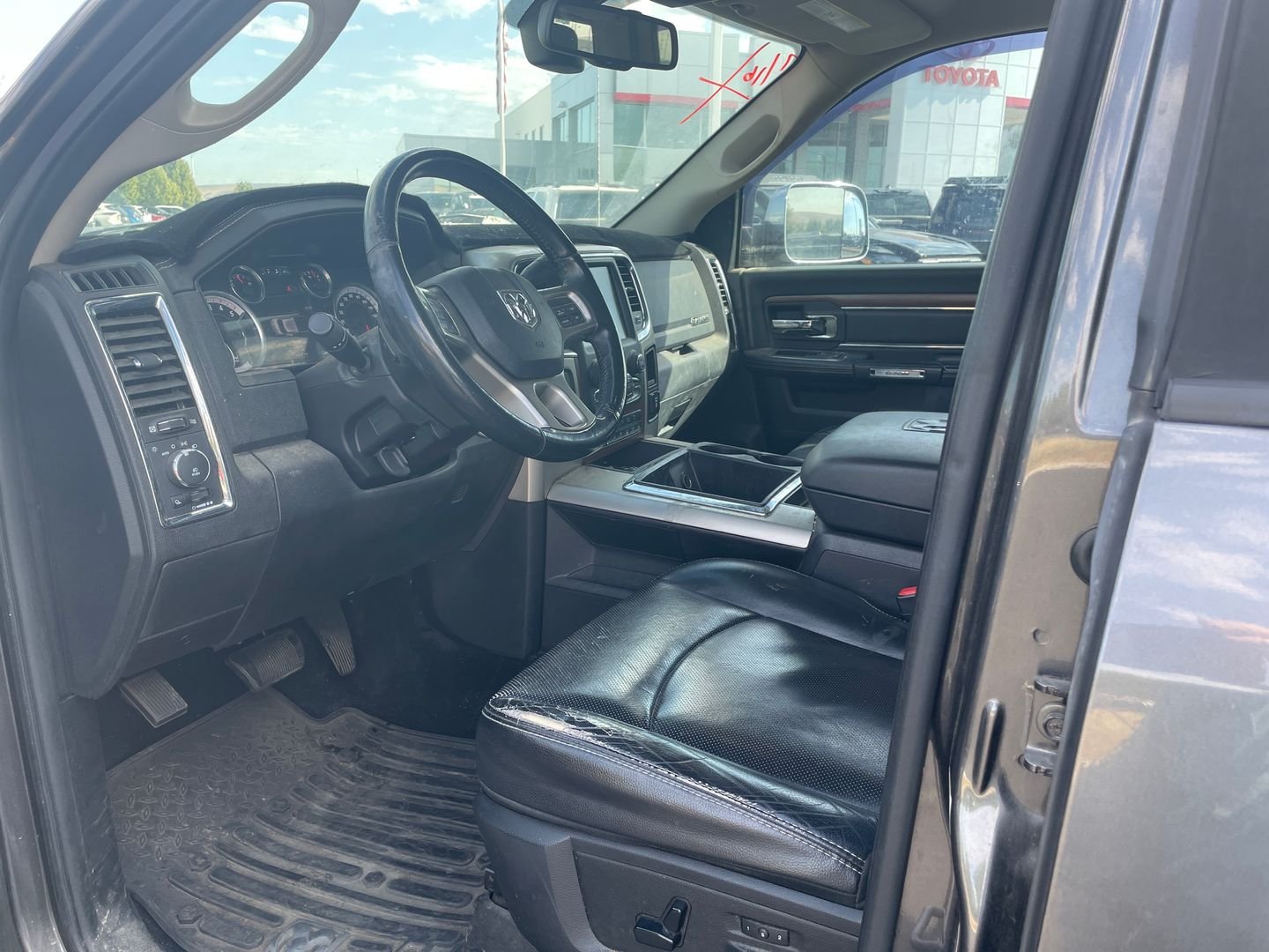 Used 2014 Gray Ram Laramie image 10