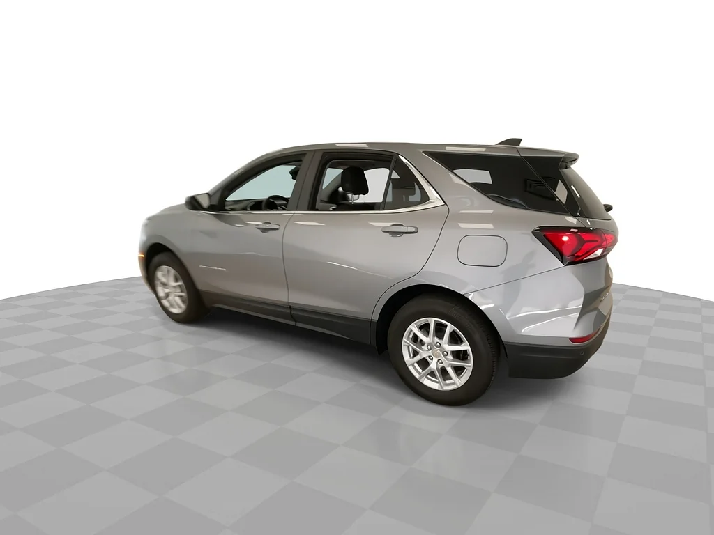 Used 2024 Sterling Gray Metallic Chevrolet LT image 7