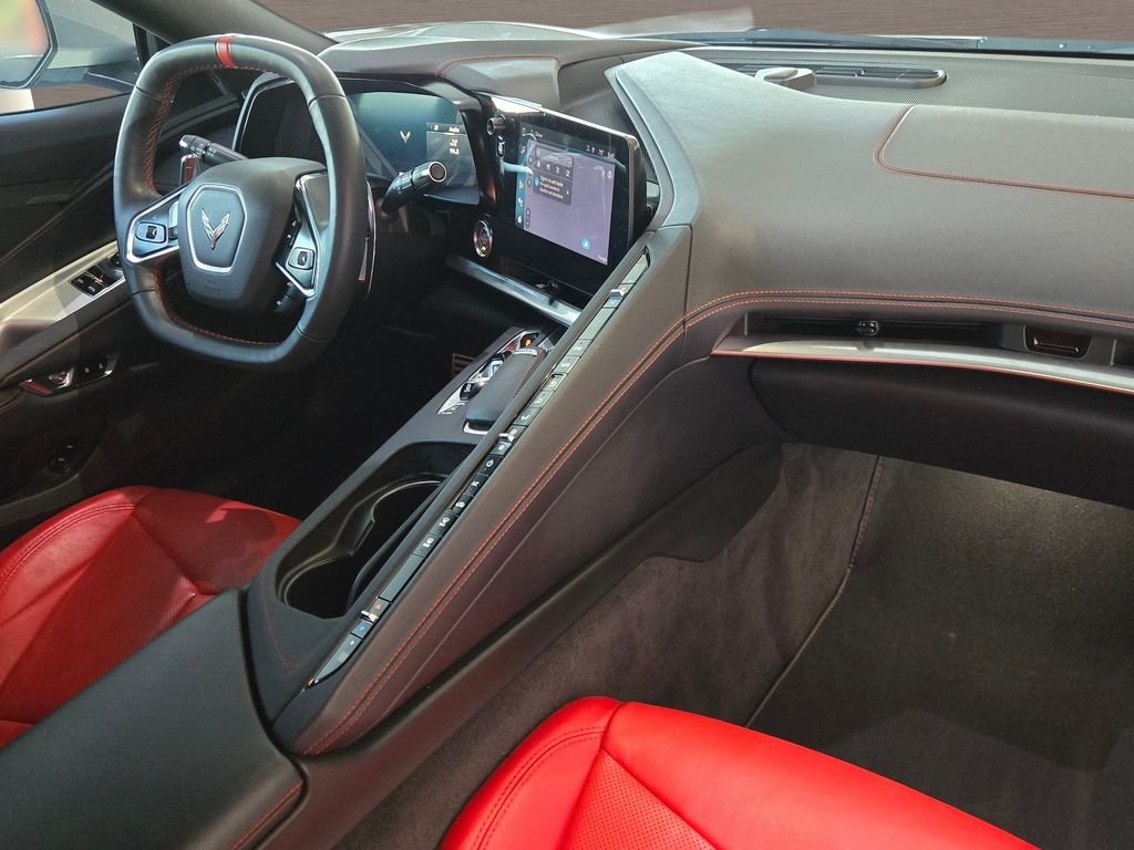 Used 2024 Silver Chevrolet Stingray image 28