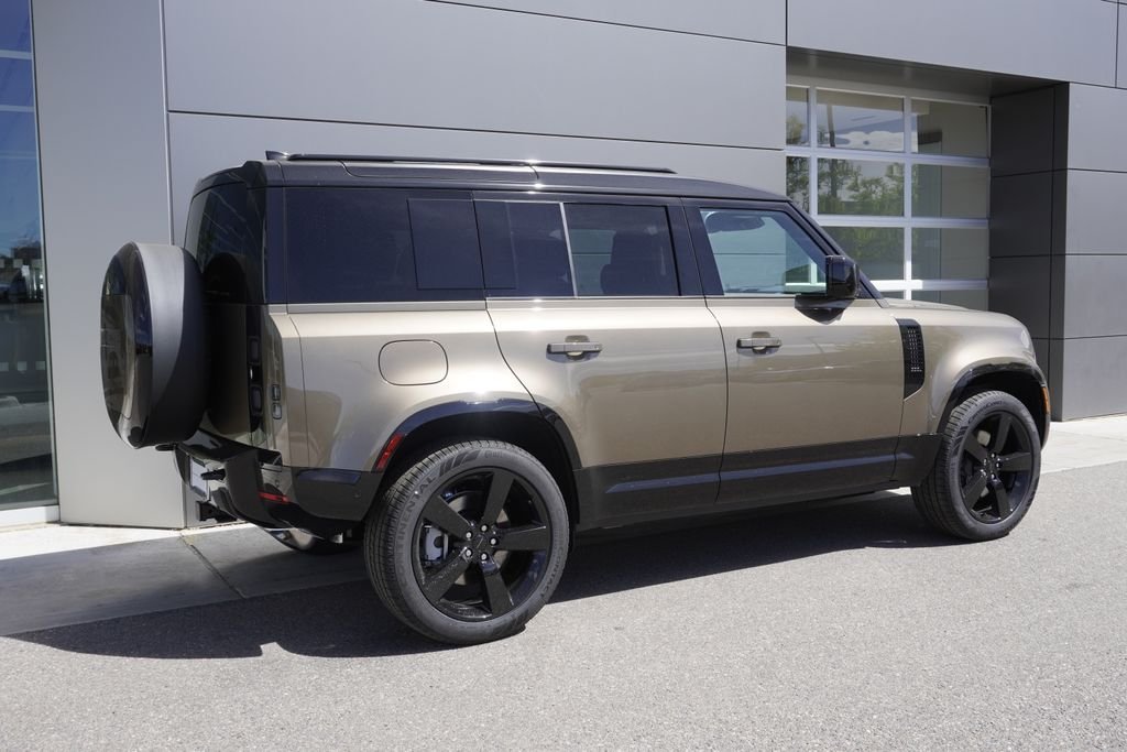 New 2026 Gondwana Stone Land Rover X-Dynamic SE image 4