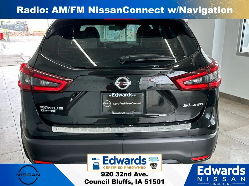 Used 2022 Black Nissan SL image 6