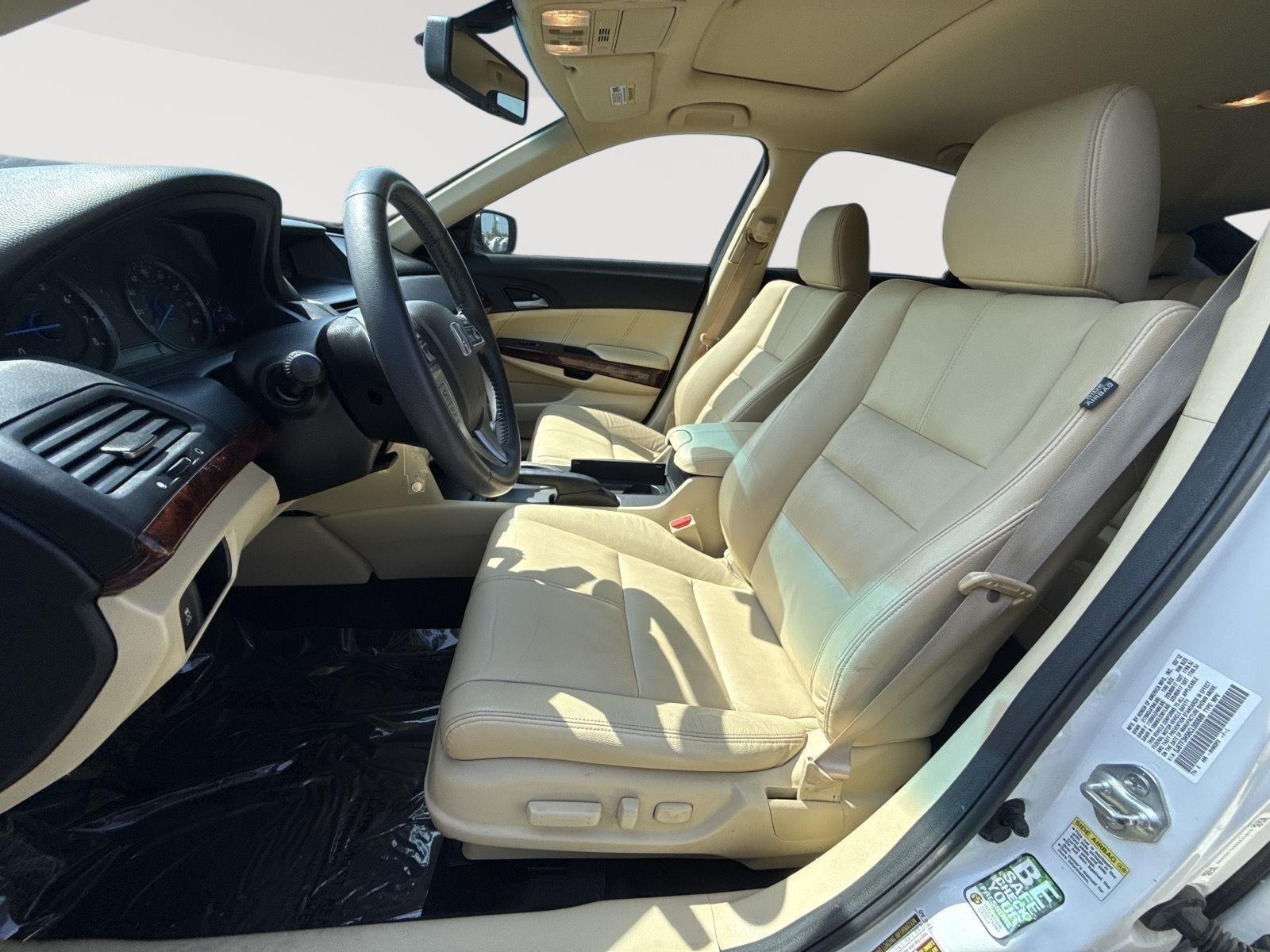 Used 2012 White Diamond Pearl Honda EX-L image 3