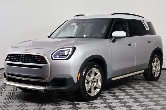 2026 MINI Countryman Iconic
