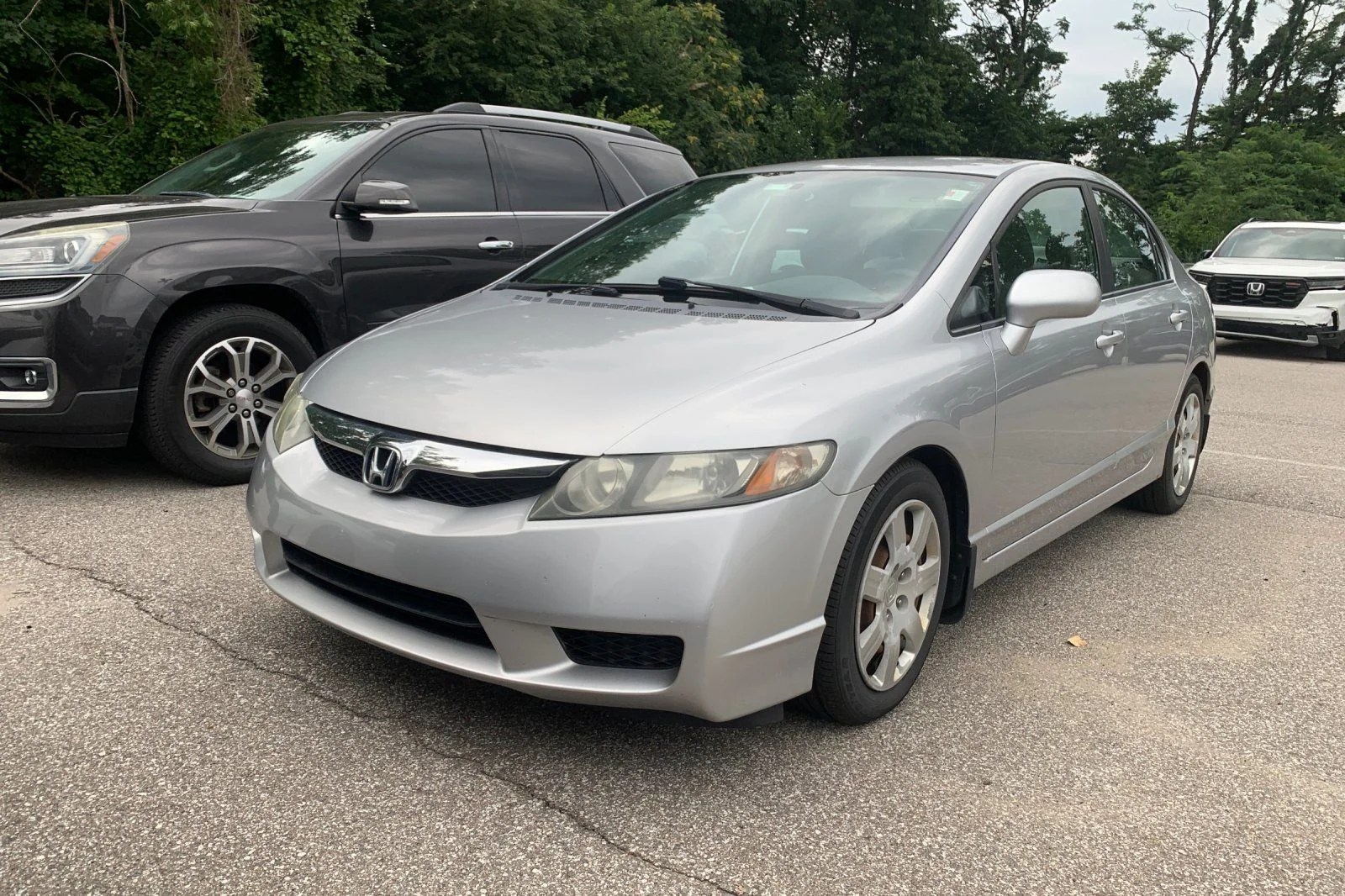 Used 2010 Silver Honda LX image 1