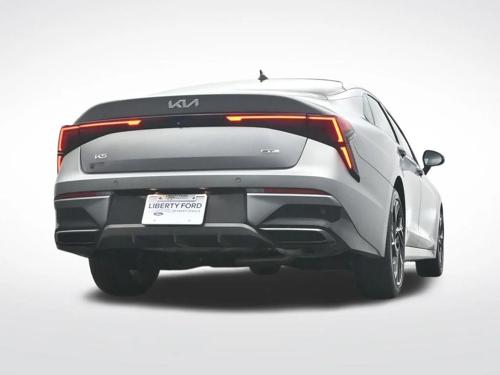 Used 2025 Steel Kia GT-Line image 37