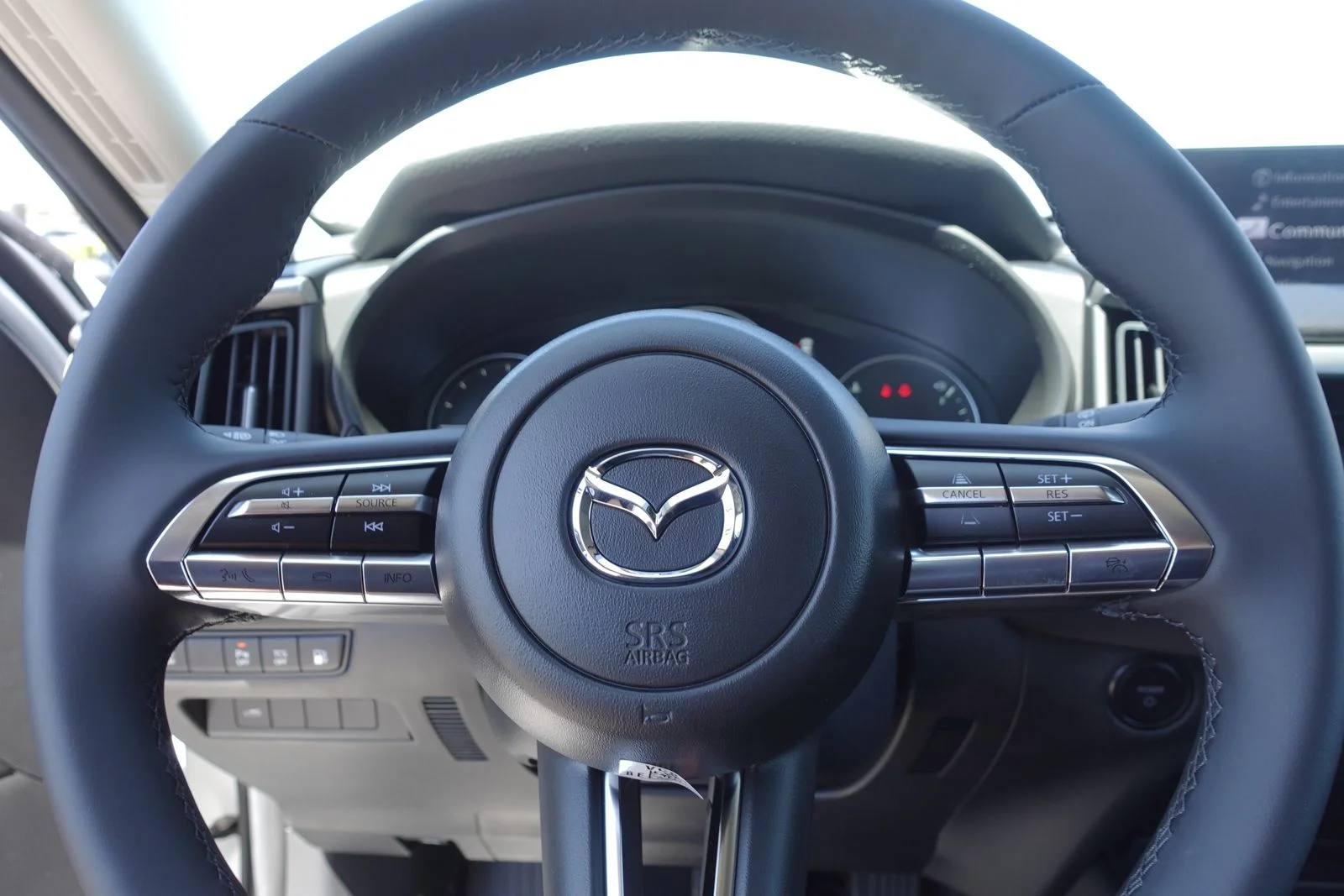 New 2026 Wind Chill Pearl Mazda Preferred image 17