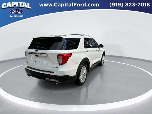 Used 2023 White Ford King Ranch image 8