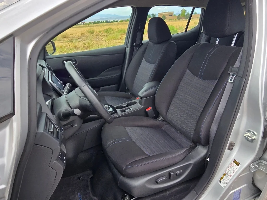 Used 2024 Brilliant Silver Metallic Nissan SV PLUS image 13