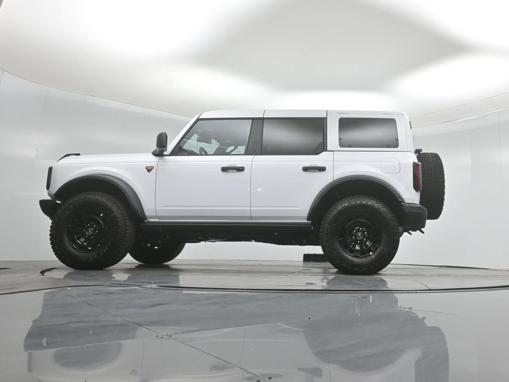 New 2026 Oxford White Ford Badlands image 50